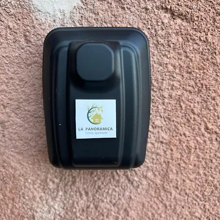 La Panoramica Apartment *